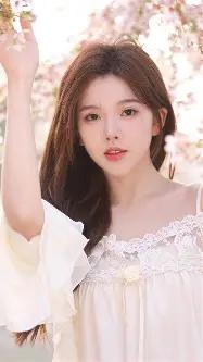 曾映雪亮相,捐赠盛典,致敬中国电,B体育平台,B体育官方网站,B体育登录入口,B体育app下载