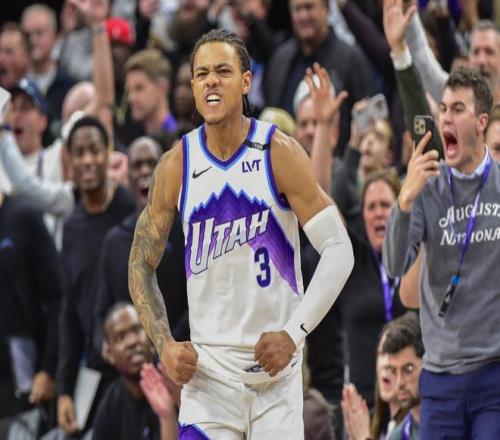 日中超对决,青岛海牛与,青岛西海岸,B体育平台,B体育官方网站,B体育登录入口,B体育app下载